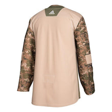 Load image into Gallery viewer, Dallas Stars adidas Veterans Day Practice Jersey - Camo